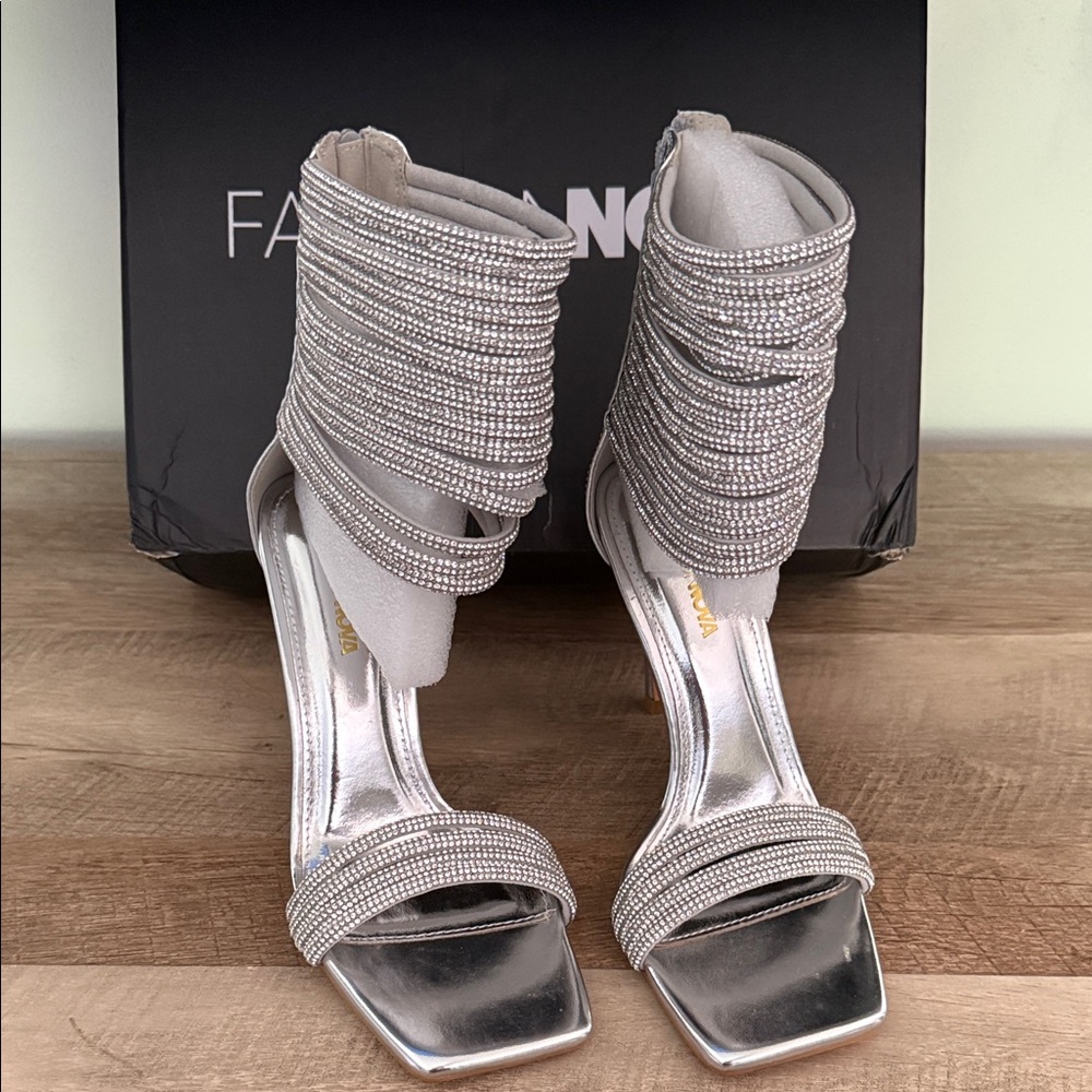 🔥SOLD🔥Fashion Nova heels